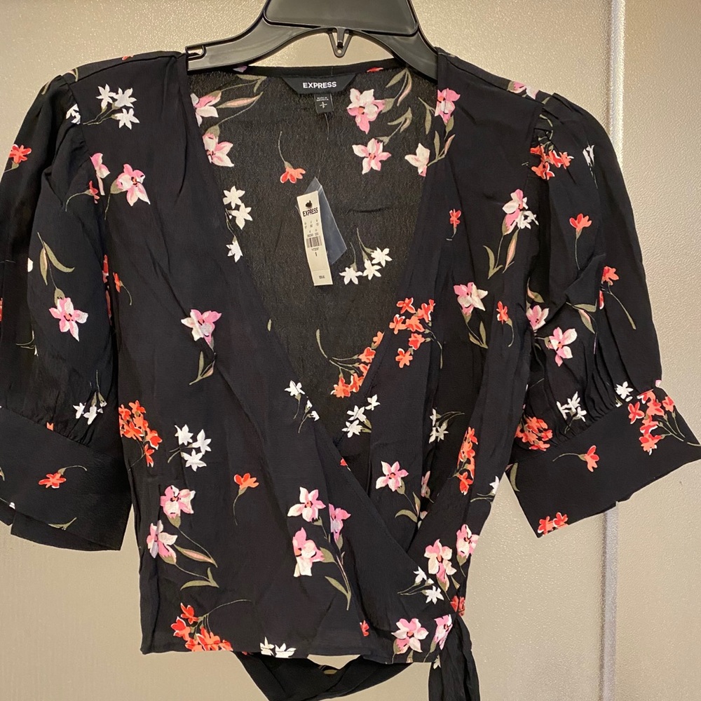 Express cropped wrap top